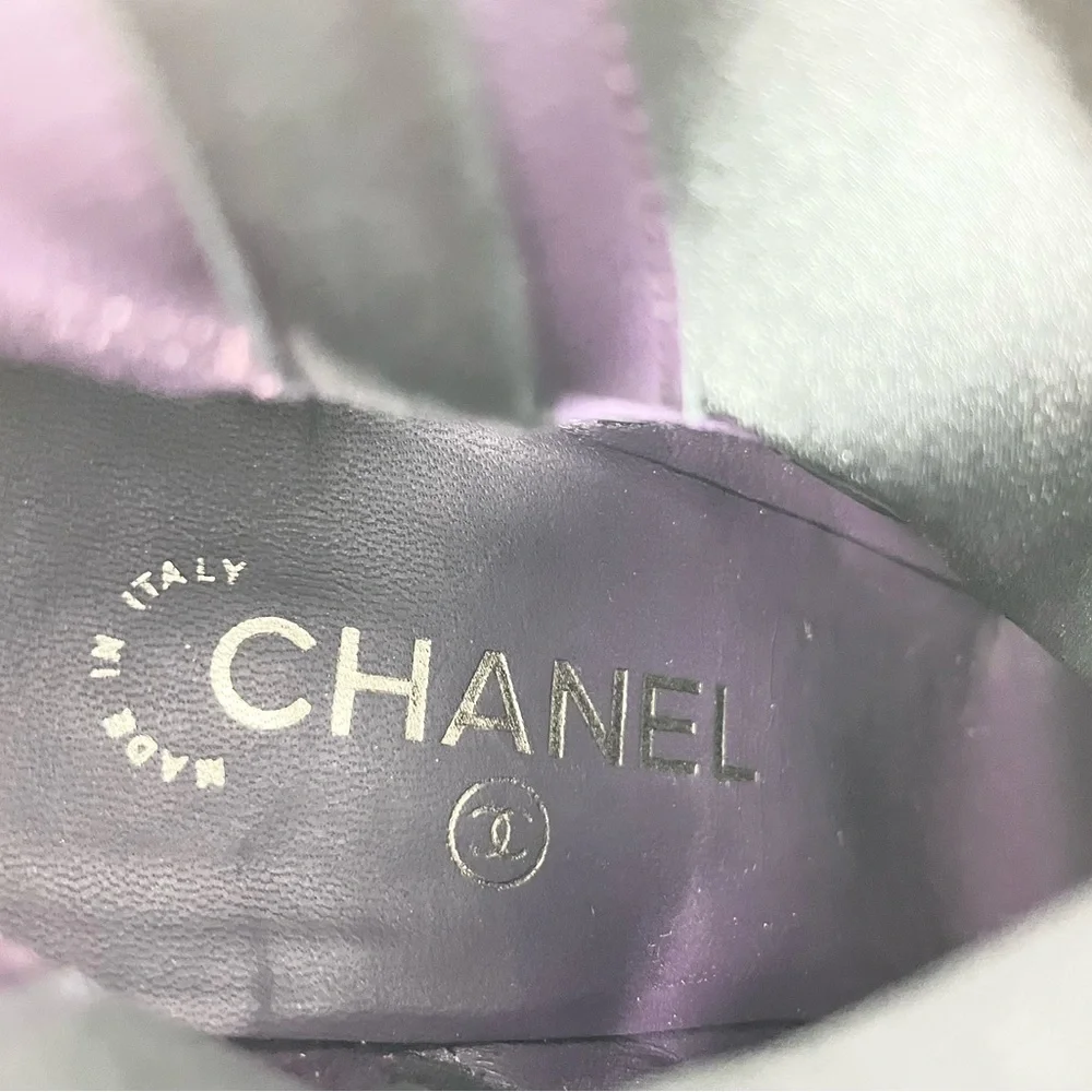 Chanel Quilted Ankle Boots Booties Heels CC Logo Cap Toe Purple Black 40 9 9.5